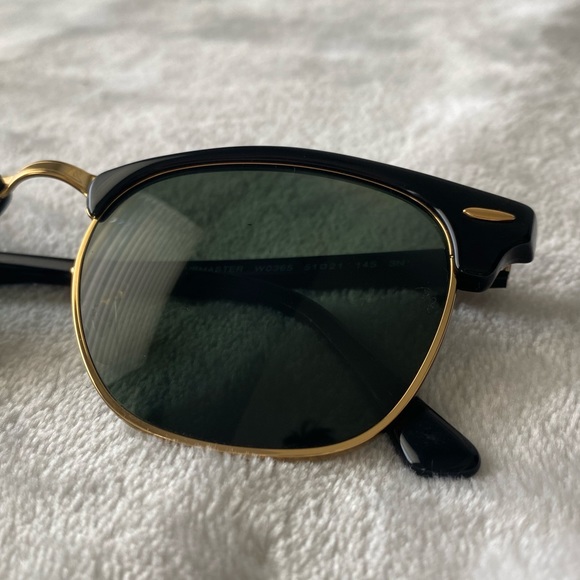 Ray-Ban Black Clubmaster Sunglasses. - Picture 7 of 11